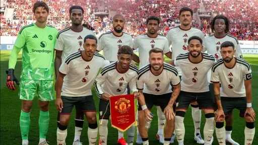 قائد مانشستر يونايتد: الكرات الثابتة سبب الخسارة أمام هال سيتي في افتتاح الدوري