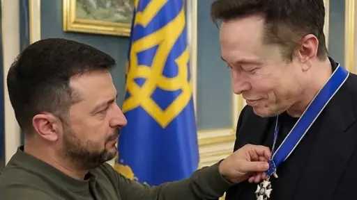 رئيس أوكرانيا يمنح إيلون ماسك وسام الحرية رئيس أوكرانيا يمنح إيلون ماسك وسام الحرية