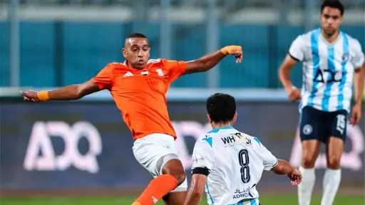 فيديو | بيراميدز يتصدر الدوري بثنائية أمام أبو... فيديو | بيراميدز يتصدر الدوري بثنائية أمام أبو قير للأسمدة
