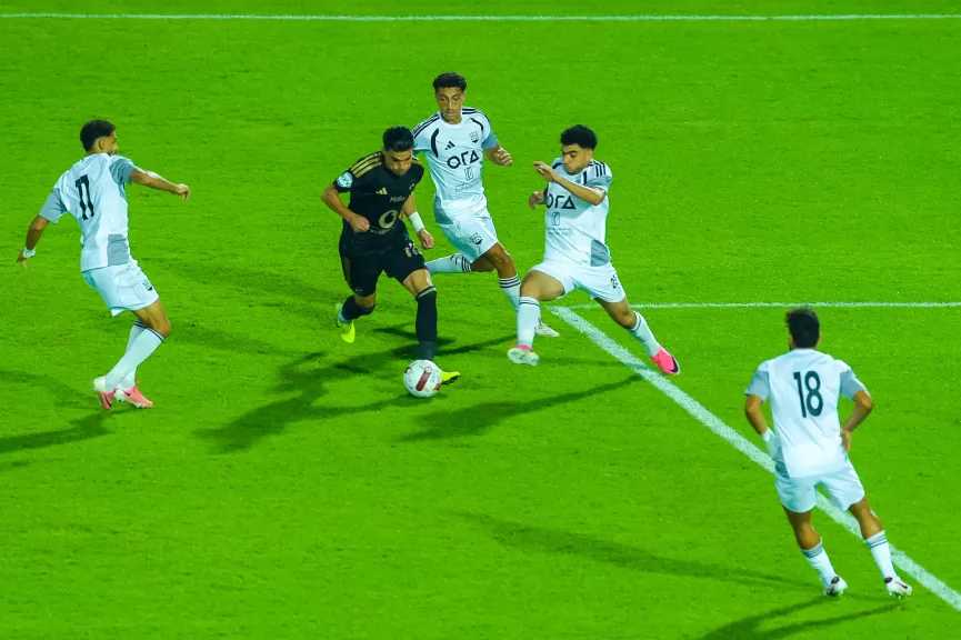 بهدف بن شرقي.. الأهلي يتقدم على زد في الشوط الأول بالدوري المصري