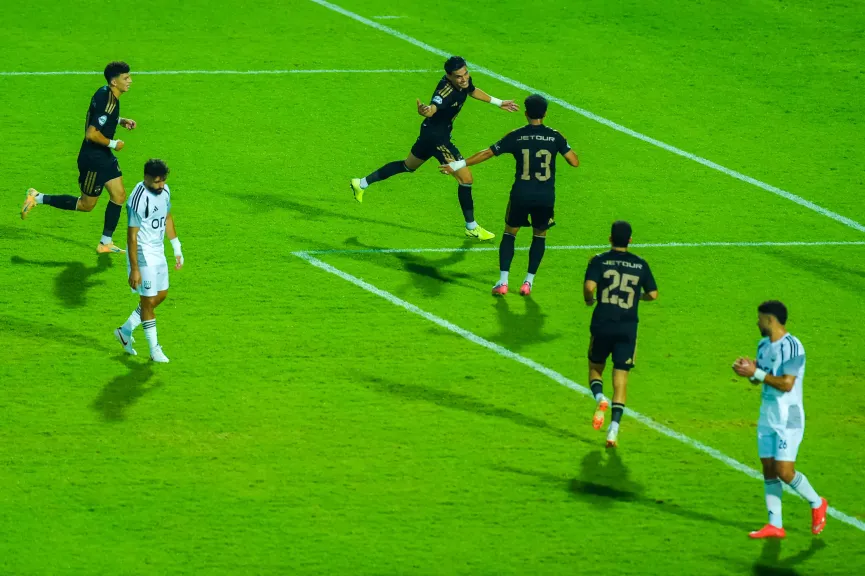  زد والأهلي