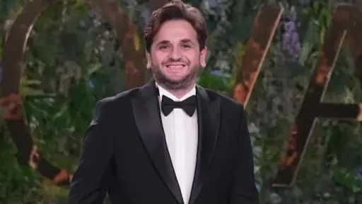 مهرجان الغردقة لسينما الشباب يكرم مصطفى خاطر مهرجان الغردقة لسينما الشباب يكرم مصطفى خاطر