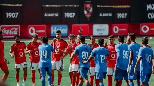 الأهلي يفوز على دلفي بثنائية وديًا استعدادًا لموقعة... الأهلي يفوز على دلفي بثنائية وديًا استعدادًا لموقعة الدوري المصري