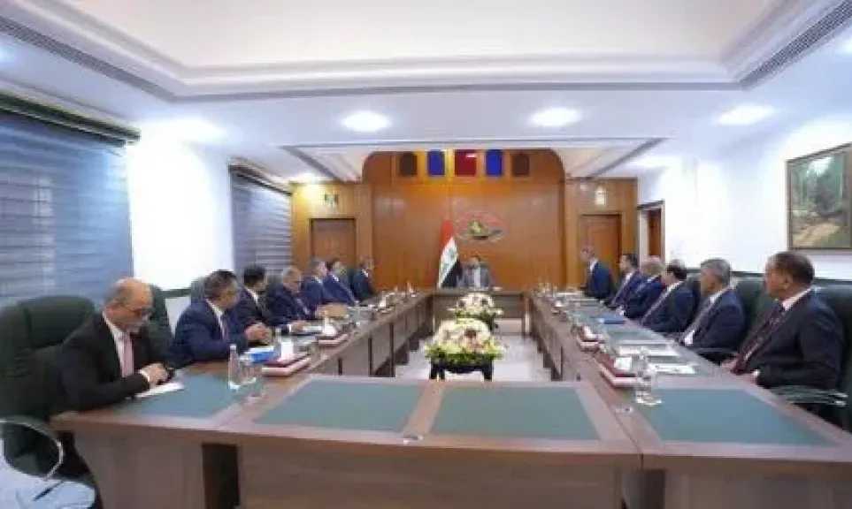 رئيس وزراء العراق يوجه برصد مكافآت للمبلغين عن حالات الفساد