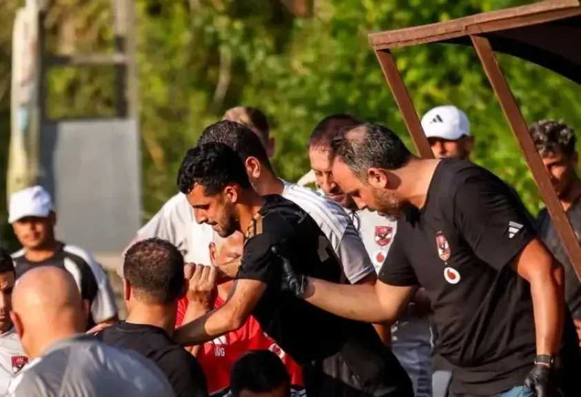 بعد نجاح جراحة الرباط الصليبي.. بلعمري يغادر ألمانيا ويبدأ خطوة جديدة نحو العودة للملاعب