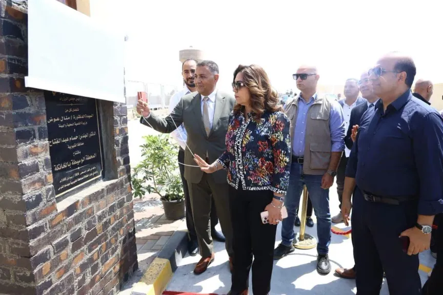 وزيرة التنمية المحلية والبيئة ومحافظ القليوبية يفتتحان المحطتين الوسيطتين للمخلفات بعرب العليقات بالخانكة ومرصفا ببنها