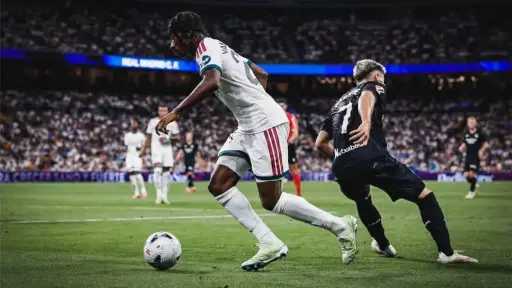 وكيل ديوماندي: سيُظهر قريبًا لماذا أصبح أغلى لاعب... وكيل ديوماندي: سيُظهر قريبًا لماذا أصبح أغلى لاعب في تاريخ ريال مدريد