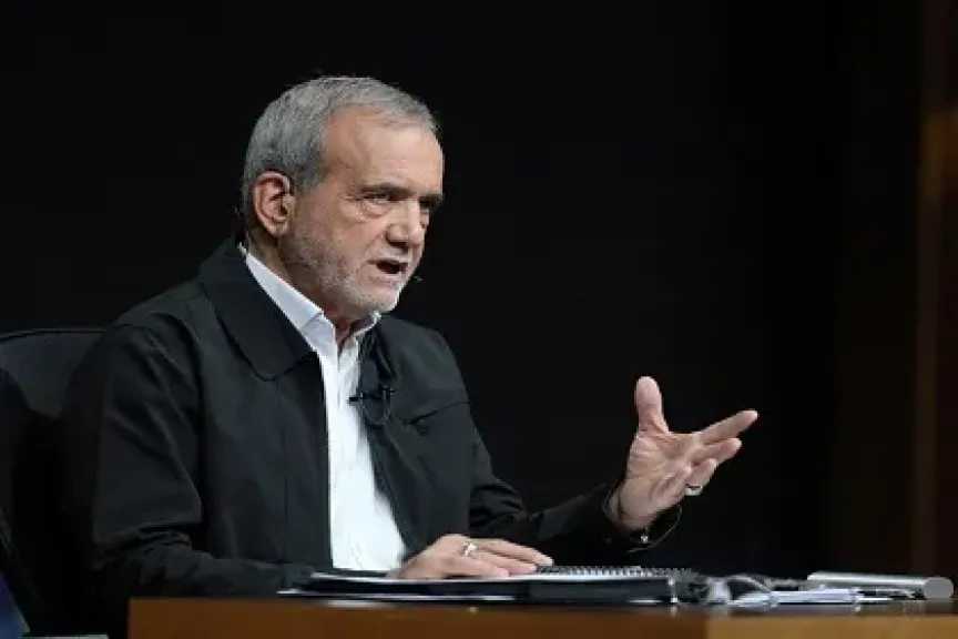 الرئيس الإيراني: لا نسعى للحرب وسنرد بحزم على أي اعتداء