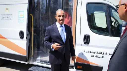 وزير الخارجية يتفقد سير العمل بعدد من قطاعات... وزير الخارجية يتفقد سير العمل بعدد من قطاعات الوزارة