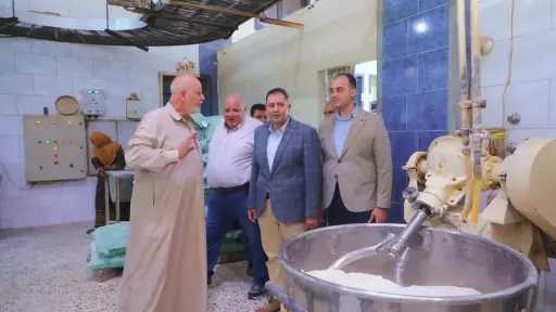 محافظ دمياط يتابع منظومة توزيع الدقيق المدعم وانتظام... محافظ دمياط يتابع منظومة توزيع الدقيق المدعم وانتظام العمل بالمخبز الآلي