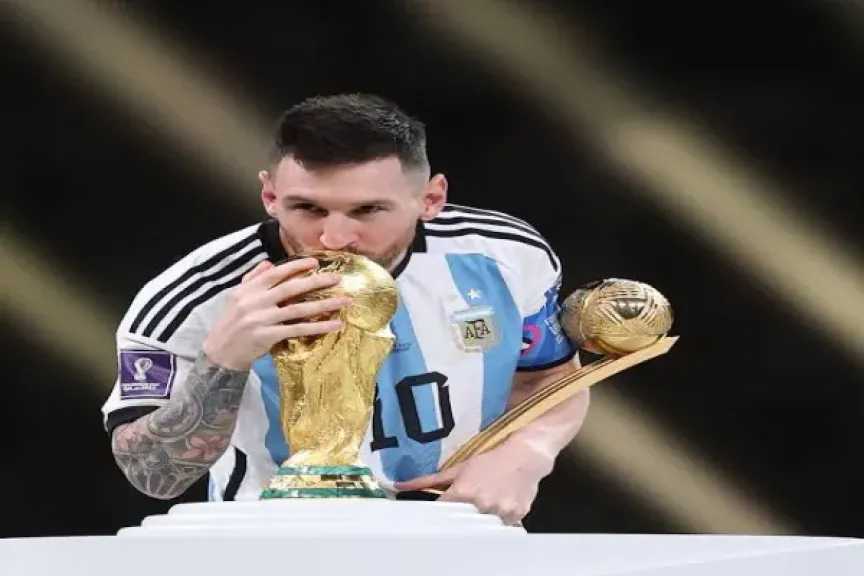 ليونيل ميسي يعلن اعتزاله اللعب دوليًا مع الأرجنتين