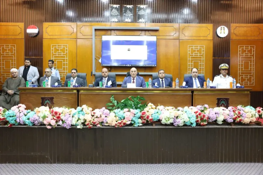 نائب محافظ الوادي الجديد يشهد القرعة العلنية لحج وزارة الداخلية