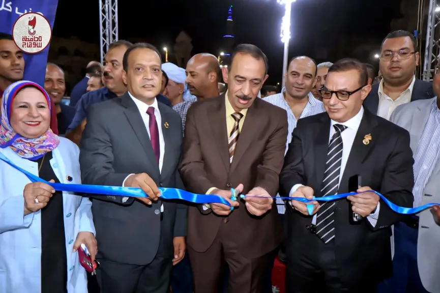 محافظ سوهاج يفتتج معرض أهلا مدارس