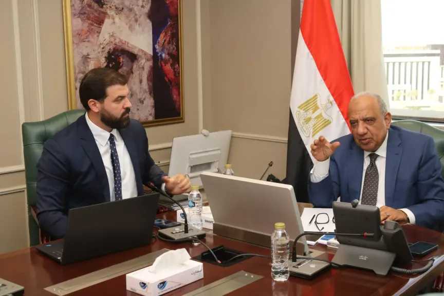 وزير الكهرباء يبحث مع «هيكا داتا» وتحالفا أمريكياً متطلبات إقامة مشروع مراكز البيانات  “Data Center”