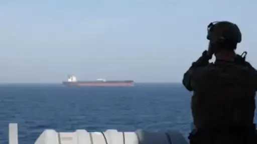 رويترز: الحصار الأمريكي على إيران يحقق ما عجزت... رويترز: الحصار الأمريكي على إيران يحقق ما عجزت عنه العقوبات لسنوات