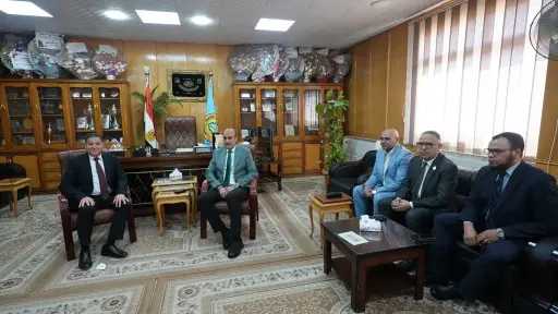 محافظ أسيوط يهنئ الدكتور مصطفى عبد الغني لتوليه... محافظ أسيوط يهنئ الدكتور مصطفى عبد الغني لتوليه منصب نائب رئيس جامعة الأزهر للوجه القبلي