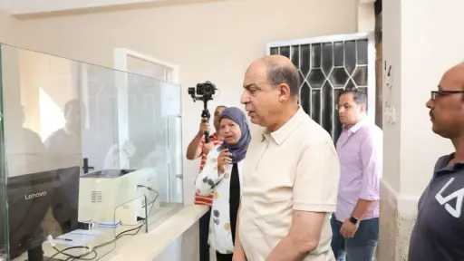 محافظ المنيا يتفقد المركز التكنولوجي بقرية القيس لخدمة 60 ألف نسمة