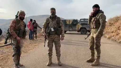 لبنان: توقيف شبكة تهريب مقاتلين من سوريا عبر... لبنان: توقيف شبكة تهريب مقاتلين من سوريا عبر الحدود الشمالية