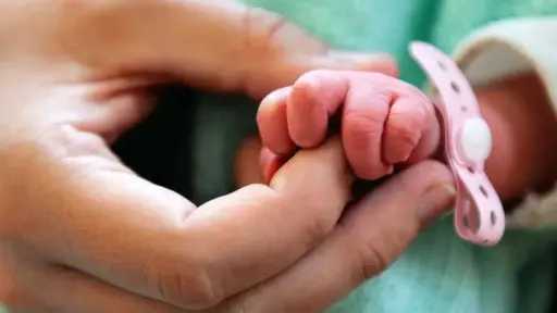 قاضية أمريكية توقف أحدث محاولة لترامب للحد من حق الحصول على الجنسية بالولادة