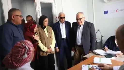 رئيس هيئة التأمين الصحي يتفقد مجمع العريش الطبي