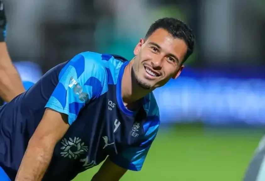 مارتينيلي يحتفل ببدايته مع الهلال بعد الظهور الأول أمام الشباب