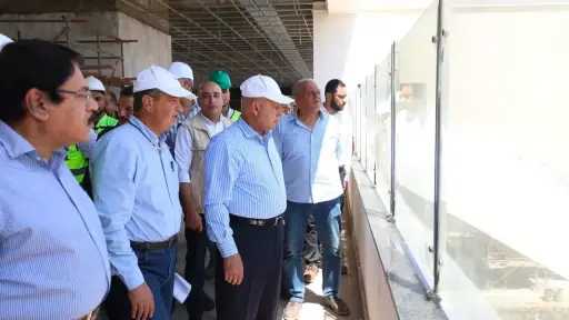 وزير النقل يتفقد مواقع العمل بالخط الأول من شبكة القطار الكهربائي من محطة حدائق أكتوبر حتى محطة أحمد عمر هاشم