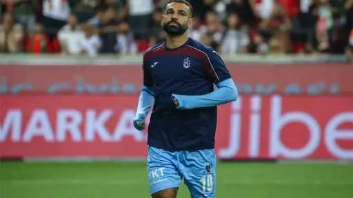 «ماحدش يزعل مني» .. الصقر يعلق على انتقال محمد صلاح إلى طرابزون