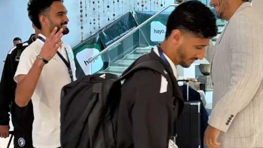 بيراميدز يغادر فندق الإقامة استعدادًا لمواجهة جورماهيا في دوري أبطال إفريقيا