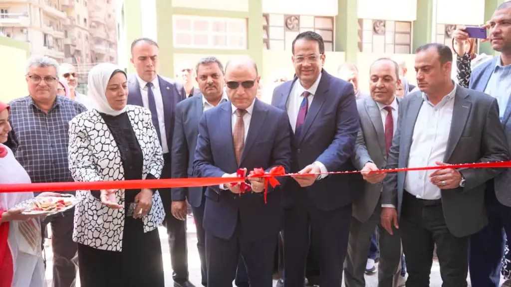 محافظ الغربية يفتتح مدرسة «المحلة الكبرى الصناعية بنات» بمنشية البكري
