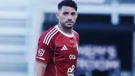 كواليس جلسة عموته مع ياسر إبراهيم بعد مباراة... كواليس جلسة عموته مع ياسر إبراهيم بعد مباراة سموحة في الدوري المصري