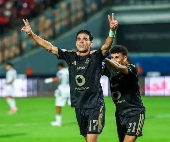 الكشف عن تفاصيل تجديد عقد أشرف بن شرقي مع الأهلي