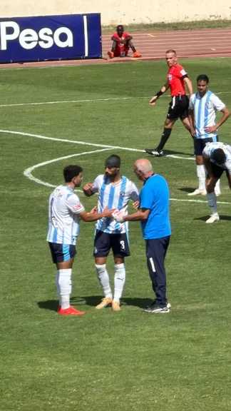 عاجل| نقل محمود مرعي للمستشفى بعد إصابته بمباراة بيراميدز وجورماهيا بدوري الأبطال