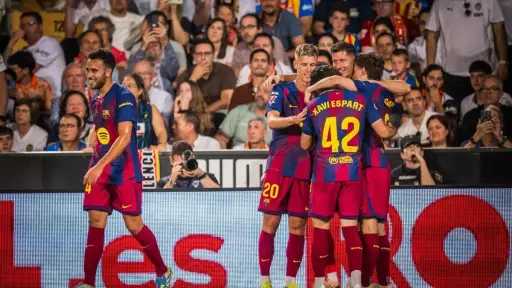 مباراة برشلونة وفالنسيا.. مخاوف من توتر جماهيري في... مباراة برشلونة وفالنسيا.. مخاوف من توتر جماهيري في ميستايا