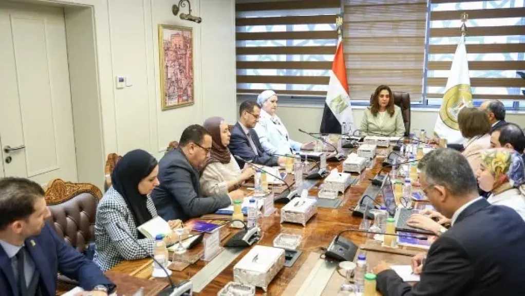 عوض: دعم الشراكة مع القومي للأمومة لتعزيز منظومة حماية الطفل بالمحافظات