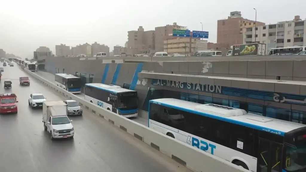 المصرية للاتوبيس الترددي (BRT) تزف بشري سارة للطلاب مع بدء العام الدراسي