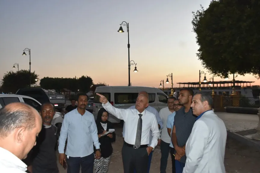 جانب من جولة محافظ الأقصر