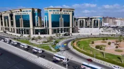 الداخلية تنظم زيارات لشباب وطلائع المناطق الحضارية الجديدة لتعزيز قيم الولاء والانتماء