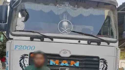 سائق نقل يسقط حمولة خرسانية وسط الطريق في... سائق نقل يسقط حمولة خرسانية وسط الطريق في مدينة نصر.. والتحريات تكشف ملابسات الواقعة