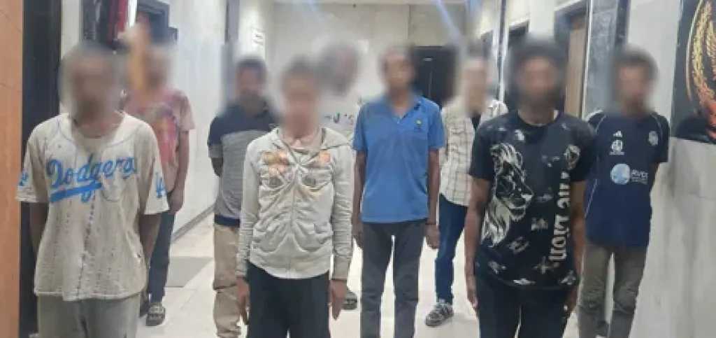 ضبط 9 أشخاص بتهمة استغلال 7 أحداث على التسول وبيع السلع بإلحاح بالقاهرة