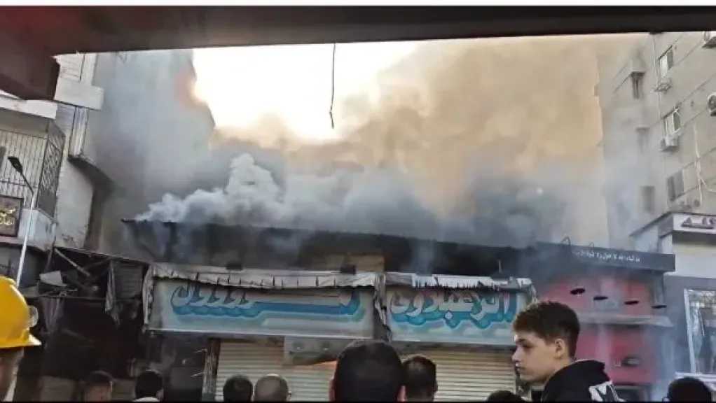 حريق يلتهم محتويات محل ملابس فى العمرانية