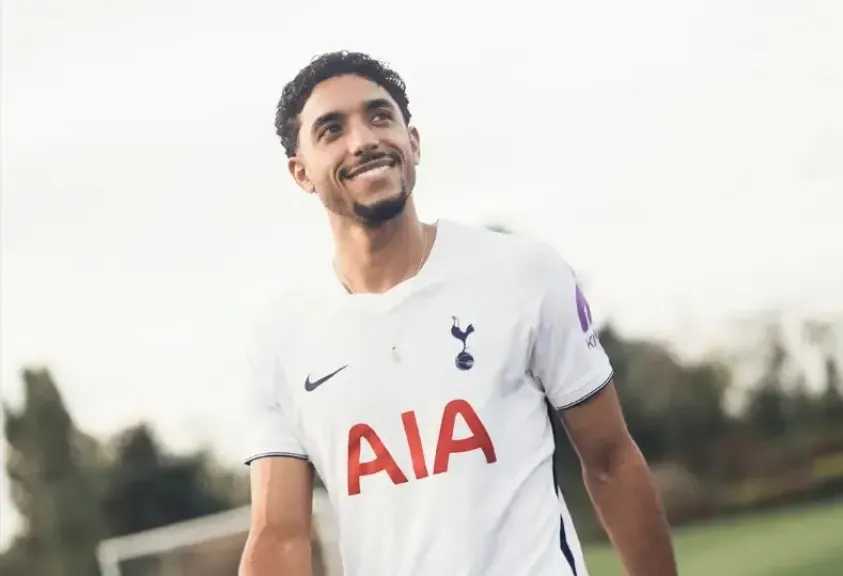 مدير عمليات كرة القدم في توتنهام: «مرموش من أنجح اللاعبين بالعالم.. وهذا سبب تعاقدنا معه»