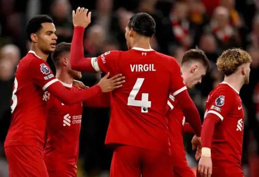 موعد مباراة ليفربول وفولهام اليوم في الدوري الإنجليزي.. والقنوات الناقلة
