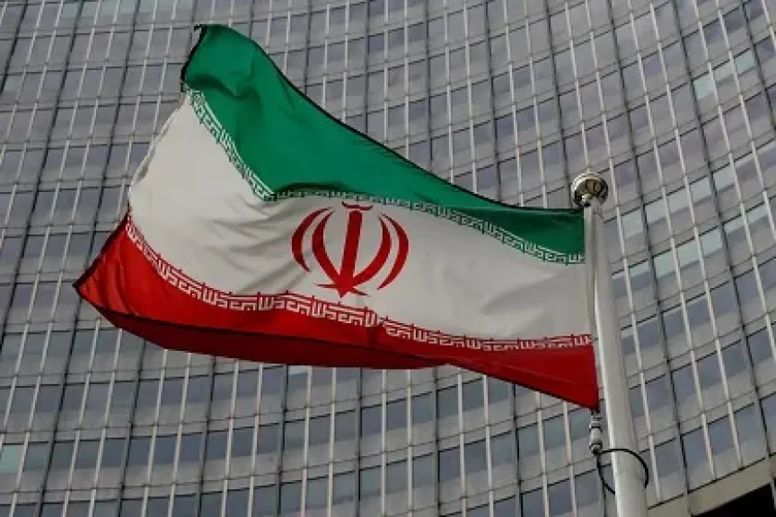 إيران