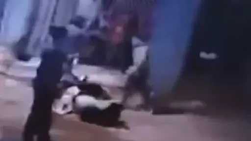مشاجرة بسبب معاكسة خطيبة صديقه.. مصرع عاطل وإصابة... مشاجرة بسبب معاكسة خطيبة صديقه.. مصرع عاطل وإصابة آخر في منوف بالمنوفية