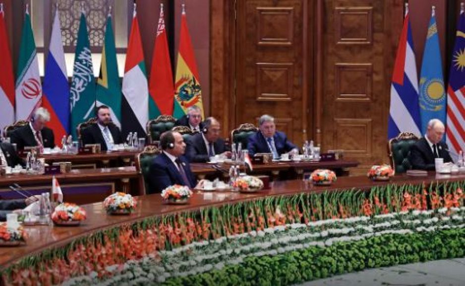 الرئيس السيسي يشارك بقمة البريكس
