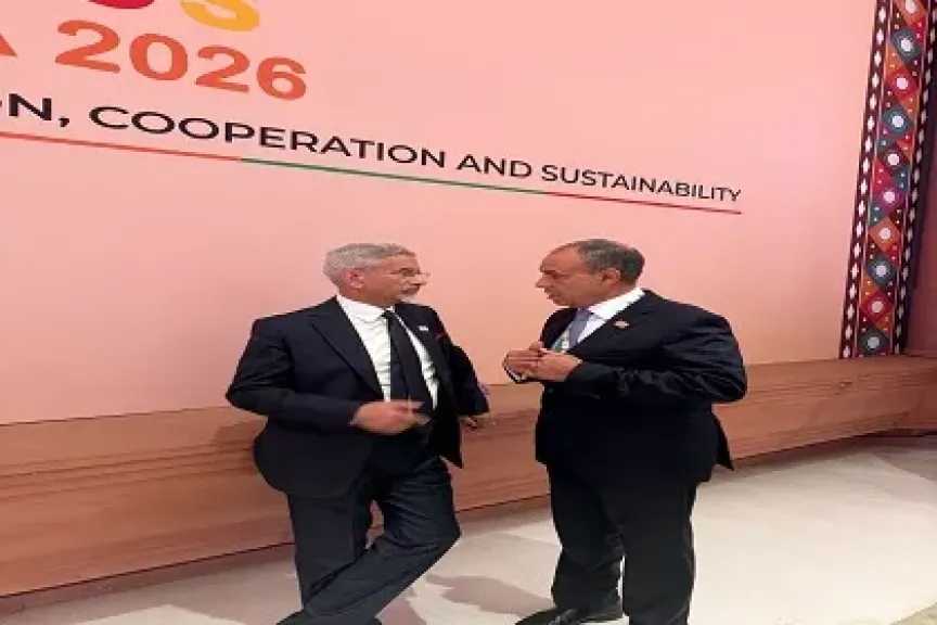 وزير الخارجية يلتقي نظيره الهندي على هامش قمة البريكس