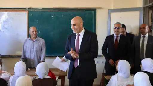 وزير التعليم يتفقد عددا من مدارس محافظة كفر الشيخ ويتابع جاهزية الفصول وانتظام الطلاب