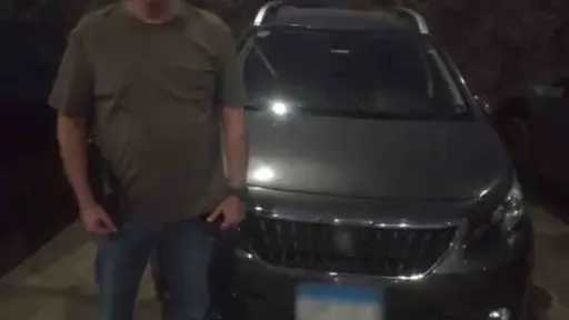 ضبط مدير مبيعات بالقاهرة بعد طمس اللوحات المعدنية... ضبط مدير مبيعات بالقاهرة بعد طمس اللوحات المعدنية لسيارته لتفادي المخالفات المرورية
