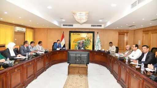 محافظ الفيوم يترأس اجتماع اللجنة الدائمة للبت في... محافظ الفيوم يترأس اجتماع اللجنة الدائمة للبت في طلبات المشروعات الاستثمارية بالساحل الجنوبي لبحيرة قارون