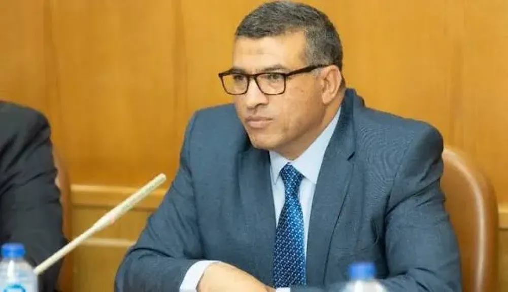 محافظ قنا